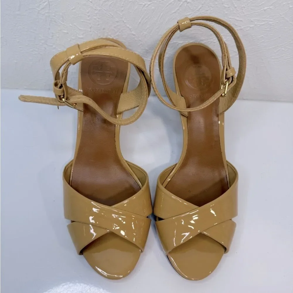 Tory Burch Tania Patent Leather Ankle Strap Sandals Tan 6.5